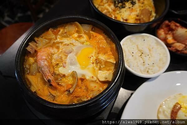 【2024桃園美食推薦】韓歐尼韓式料理-慈文店。桃園平價餐廳