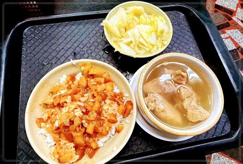 ［菜寮］今大魯肉飯：三重在地人朋友推薦的好吃滷肉飯