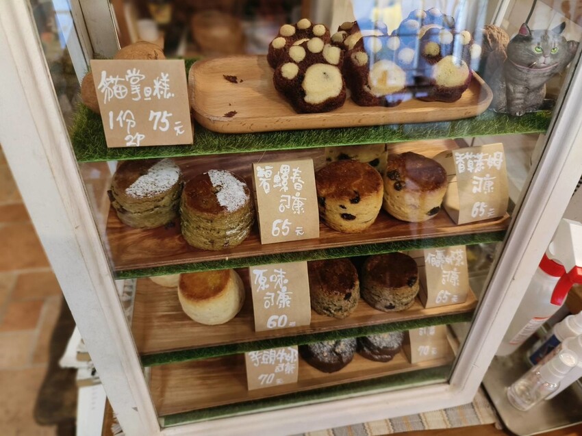 23047.jpg - 【新北.新店】大坪林站咖啡甜點推薦。天玉糖咖啡手繪圖畫畫風超溫馨