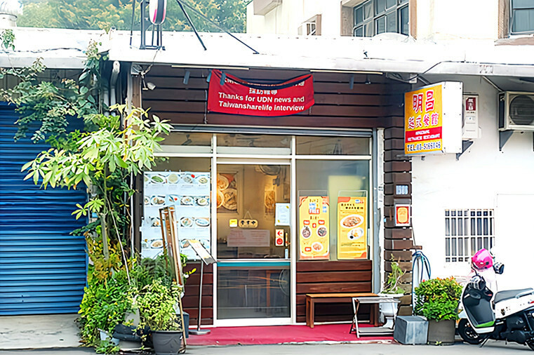 /tmp/phpqGgkVW /tmp/phpqGgkVW