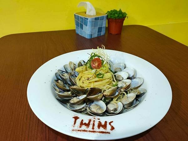 /tmp/phpqVQgTY /tmp/phpqVQgTY