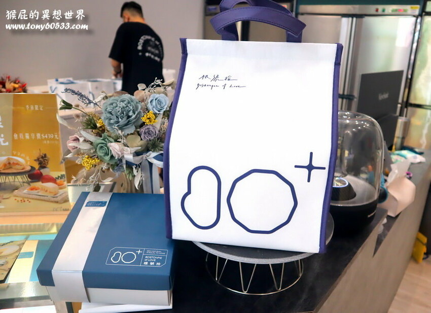 台中超好吃波士頓派，超強爆料甜點超像巨大馬卡龍有夠可愛，彌月蛋糕65折超划算