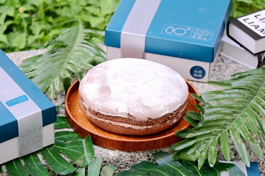 台中新開幕彌月蛋糕只要65折超划算 芒果時光新鮮芒果多又大塊 時尚黑芋泥必吃/根號拾手作波士頓派