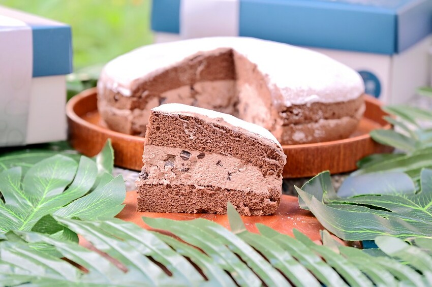 台中新開幕彌月蛋糕只要65折超划算 芒果時光新鮮芒果多又大塊 時尚黑芋泥必吃/根號拾手作波士頓派