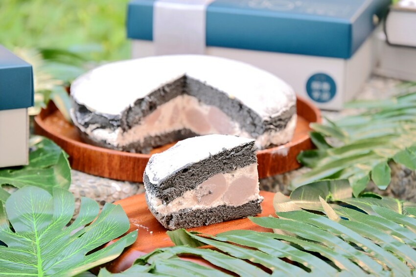 台中新開幕彌月蛋糕只要65折超划算 芒果時光新鮮芒果多又大塊 時尚黑芋泥必吃/根號拾手作波士頓派