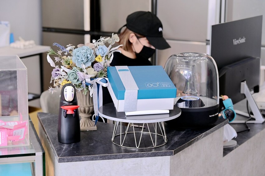 台中新開幕彌月蛋糕只要65折超划算 芒果時光新鮮芒果多又大塊 時尚黑芋泥必吃/根號拾手作波士頓派