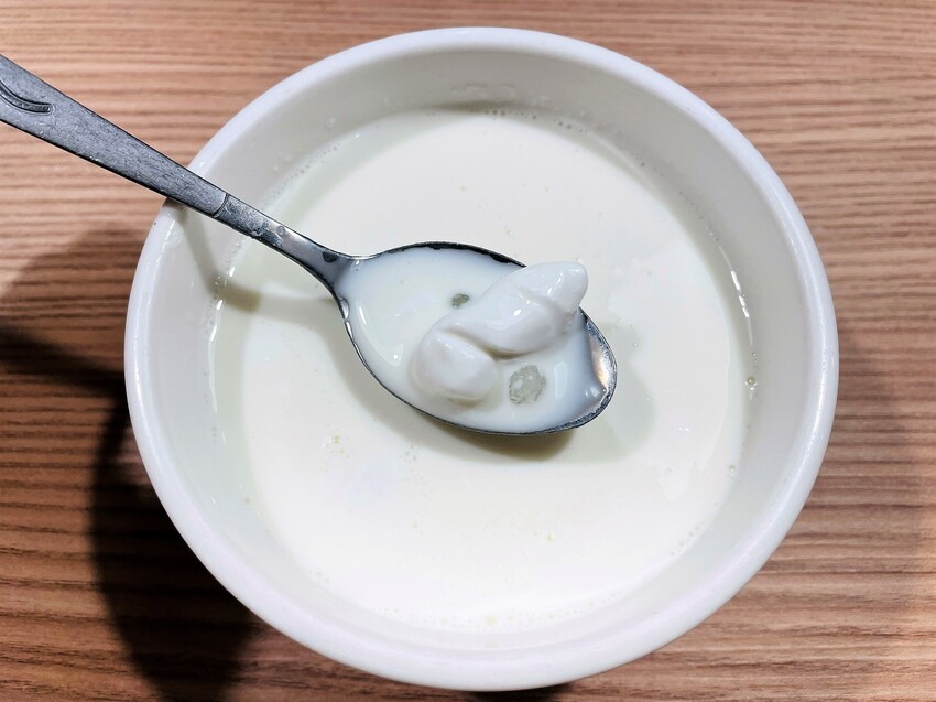 【追樂祕式泰鍋物 板橋重慶店】火鍋第一品牌-最狂排隊名店，湯頭『泰』正點了！最強「祕式泰式冬陰功」＋酸爽甘甜「椰子雞」水嫩椰肉讓人驚喜！