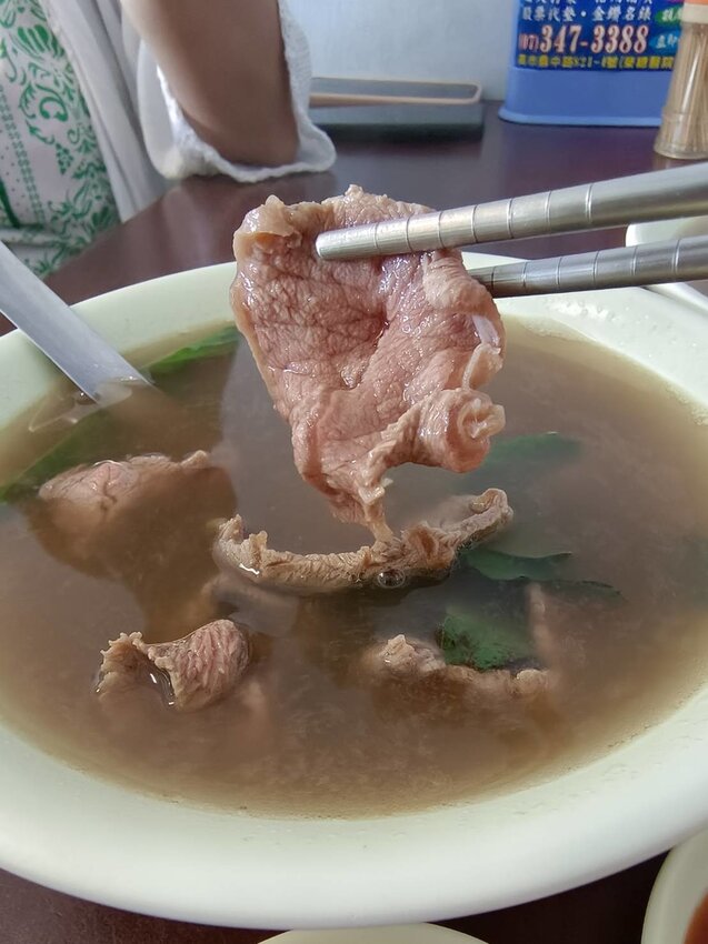 【屏東.恆春】牛庄牛肉湯+牛雜湯。寵物友善。超推牛雜湯!湯頭超棒超好喝料超多
