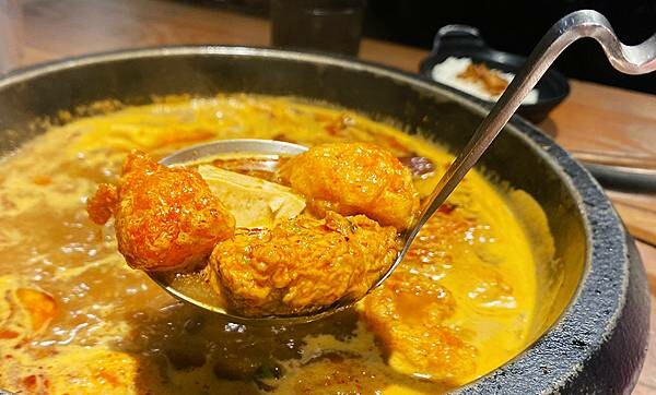 林口美食昕境廣場【肉多多火鍋-林口店】現場爆炒石頭火鍋,消費 林口美食昕境廣場【肉多多火鍋-林口店】現場爆炒石頭火鍋,消費