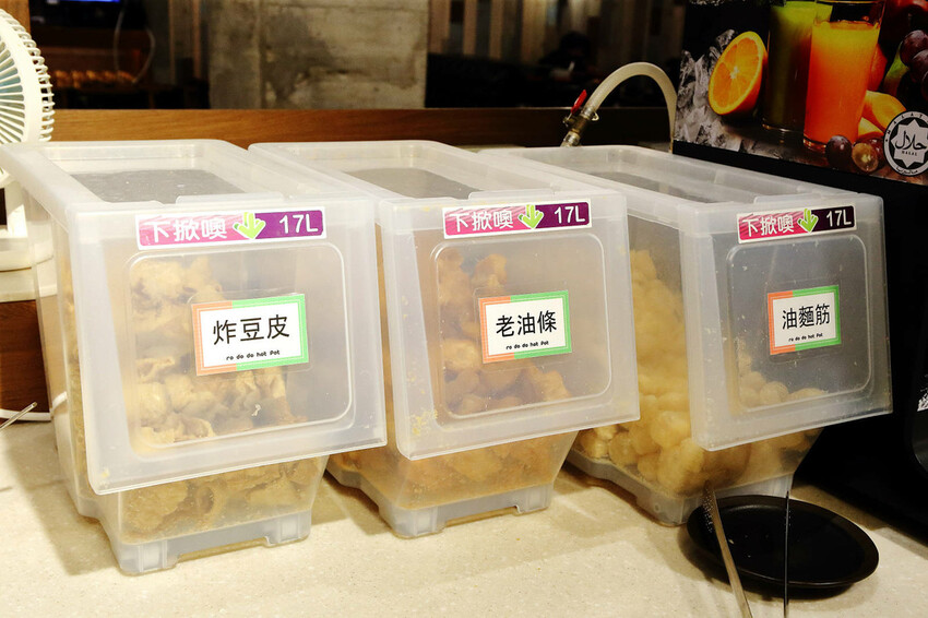 肉多多最強的不只肉蛋糕？火鍋控必點2大鍋物！70多種自助吧吃