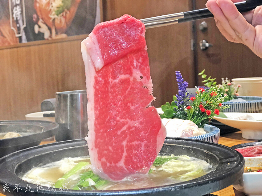 台式火鍋,林口美食,林口火鍋,林口小火鍋,林口昕境廣場,林口國賓影城,林口 肉多多火鍋,林口昕境國賓影城,昕境廣場嘟嘟房停車場,林口遛小孩