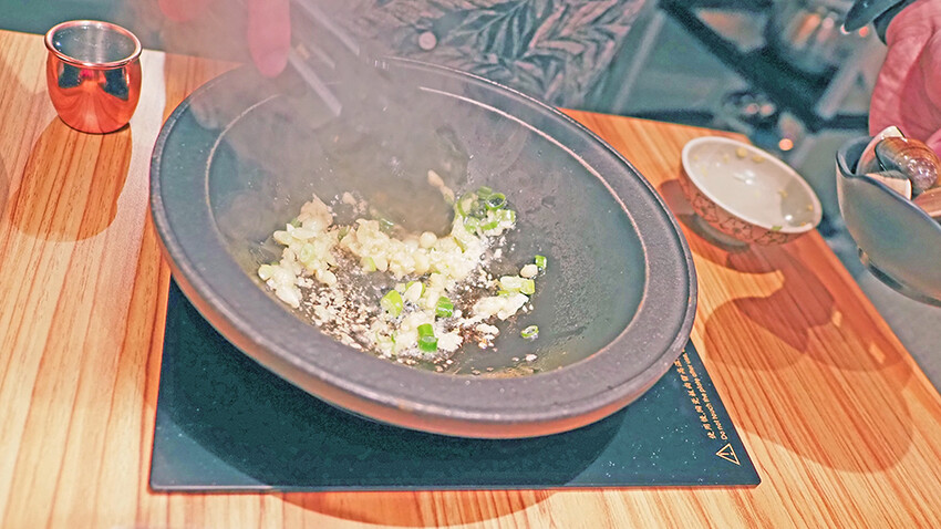 南機場夜市米其林,來來水餃,來來水餃菜單,南機場中華路,中華路美食,中華路水餃,豬肉大白菜水餃,中正區巷弄美食水餃,中正區人氣水餃