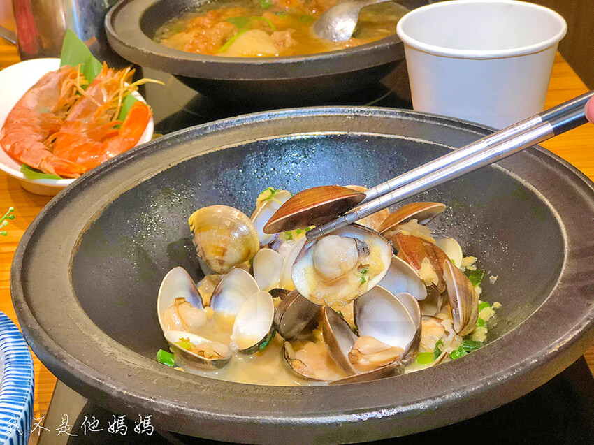 林口平價火鍋,林口麻辣鍋,林口聚餐火鍋,林口看電影,林口小火鍋,林口文化三路火鍋,林口吃到飽火鍋,林口火鍋壽星,林口火鍋新開幕,鑊氣十足