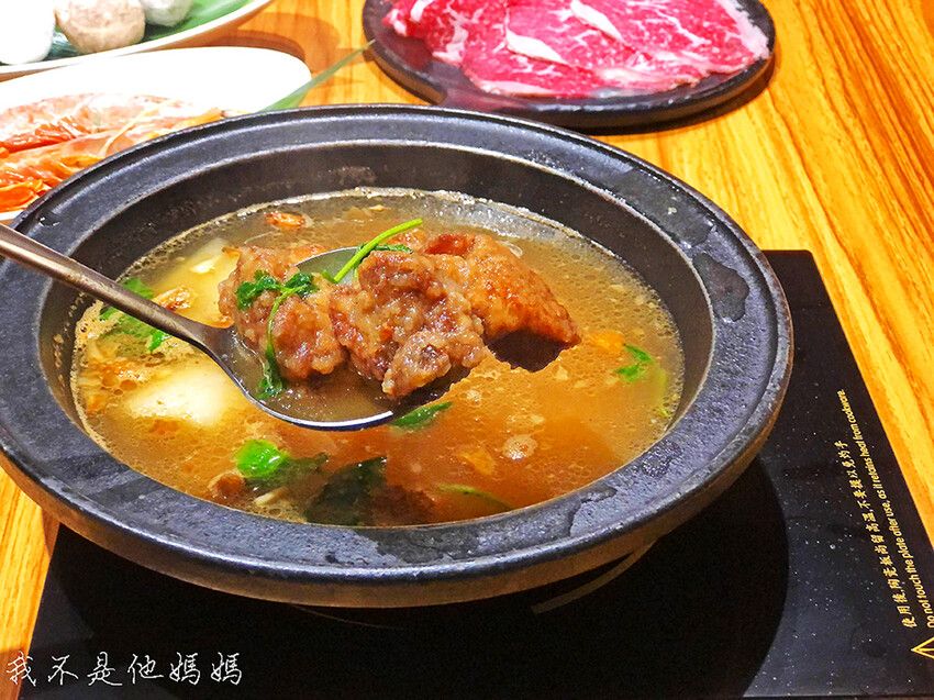 台式火鍋,林口美食,林口火鍋,林口小火鍋,林口昕境廣場,林口國賓影城,林口 肉多多火鍋,林口昕境國賓影城,昕境廣場嘟嘟房停車場,林口遛小孩