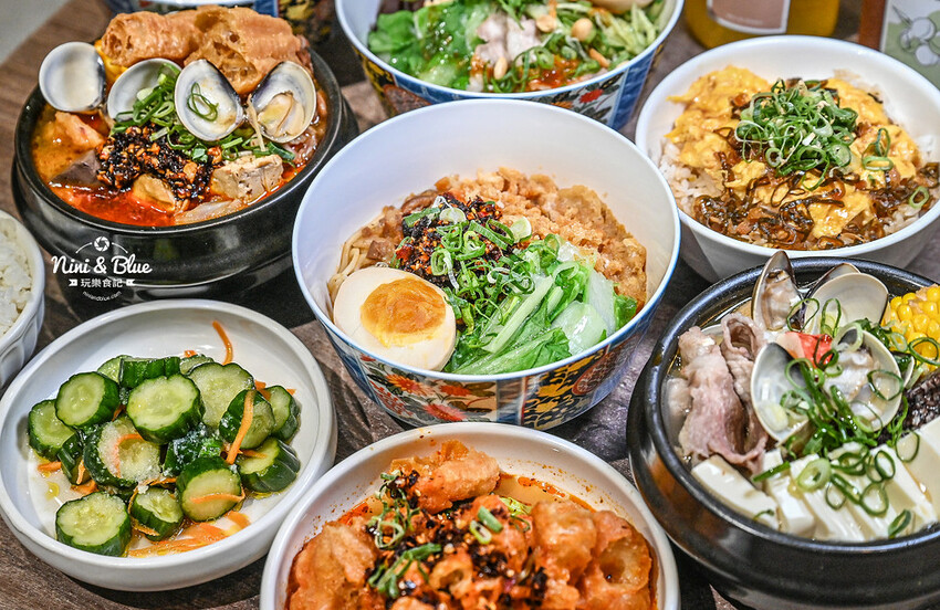 台中南屯萬和宮美食，超愛油潑辣子麵、麻辣油條，不吃辣的推薦柚香雞湯麵 -妮妮布魯