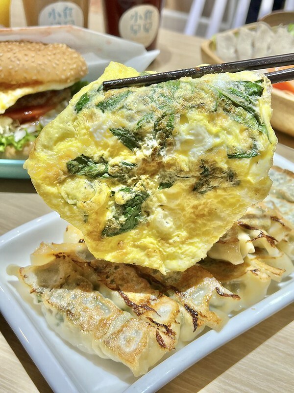 (林口早餐)小食早早~獨特彈牙炒涼麵、招牌小食蛋餅、清爽凱薩 (林口早餐)小食早早~獨特彈牙炒涼麵、招牌小食蛋餅、清爽凱薩