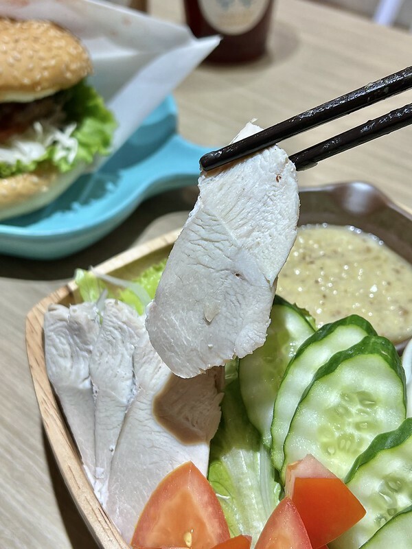 (林口早餐)小食早早~獨特彈牙炒涼麵、招牌小食蛋餅、清爽凱薩 (林口早餐)小食早早~獨特彈牙炒涼麵、招牌小食蛋餅、清爽凱薩