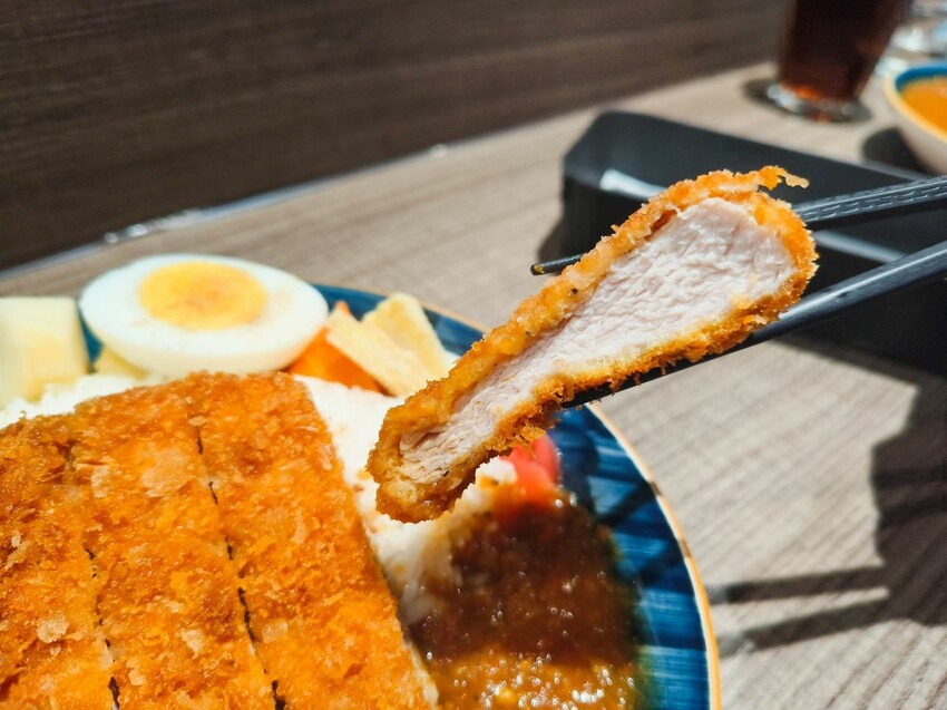 三重著名的香料咖哩搬遷新址，富有層次感的香料咖哩~