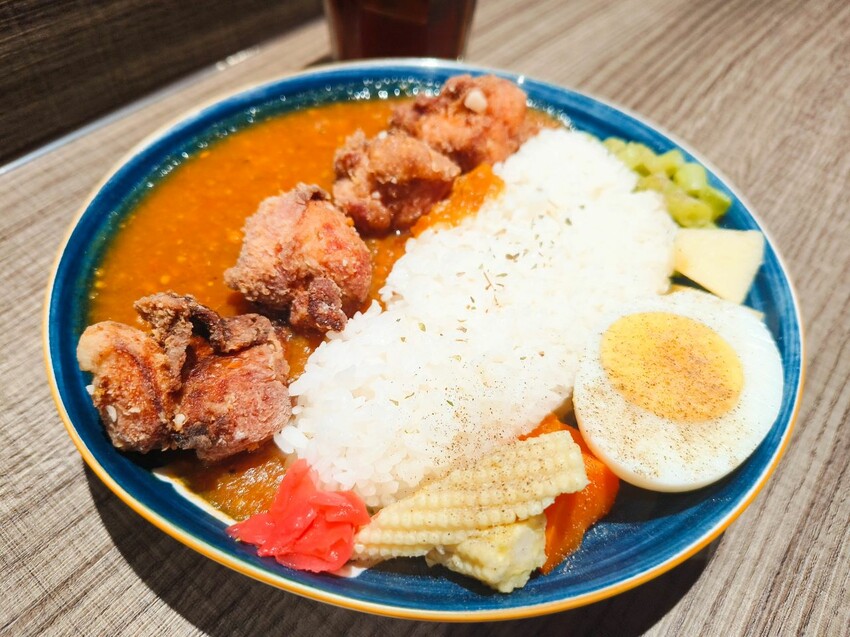 三重著名的香料咖哩搬遷新址，富有層次感的香料咖哩~