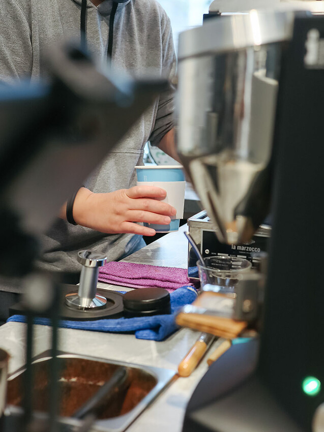 澳洲精品咖啡 OZZIE Coffee - 快速出杯、味道美好，你身邊的咖啡管家
