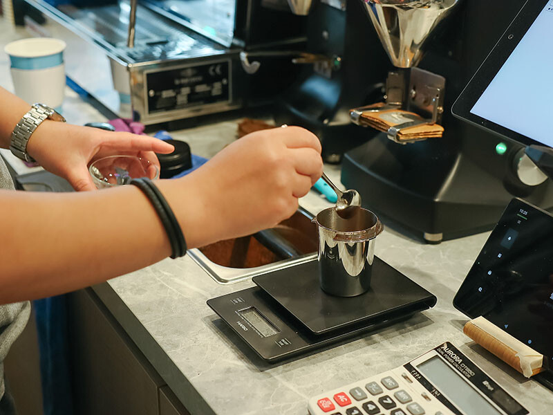 澳洲精品咖啡 OZZIE Coffee - 快速出杯、味道美好，你身邊的咖啡管家