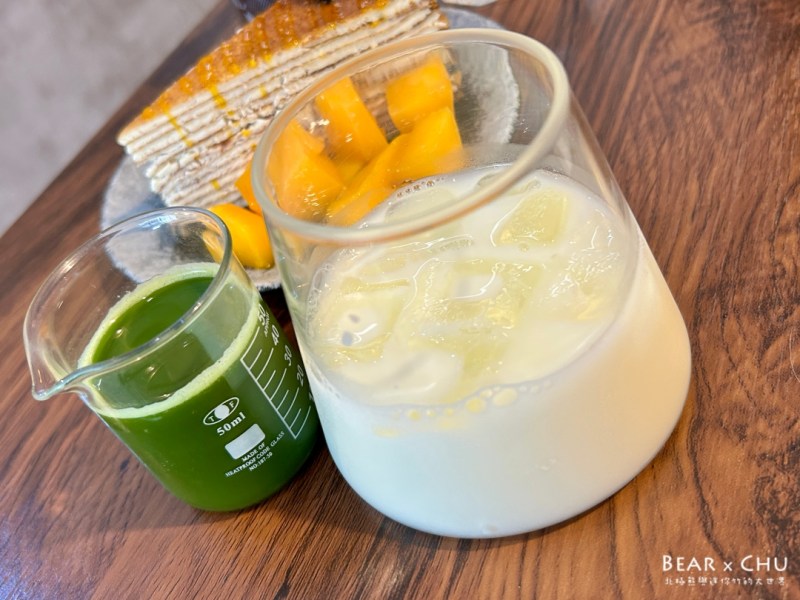 雙連站不限時咖啡廳！台北必吃好啊咖啡，不限時享受美味甜點與咖哩飯。