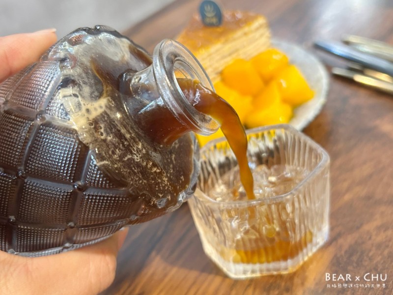 雙連站不限時咖啡廳！台北必吃好啊咖啡，不限時享受美味甜點與咖哩飯。