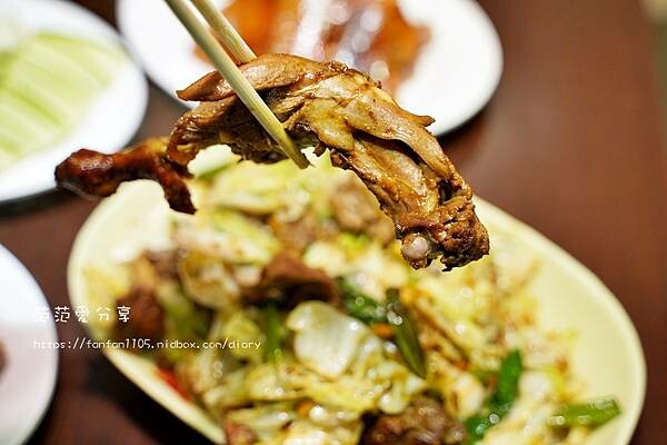 【汐止烤鴨】丞相鵝肉 一鴨三吃 #熱炒 #便當 #燒臘 #汐止便當外送 #汐止熱炒 #汐止燒臘 (16).JPG