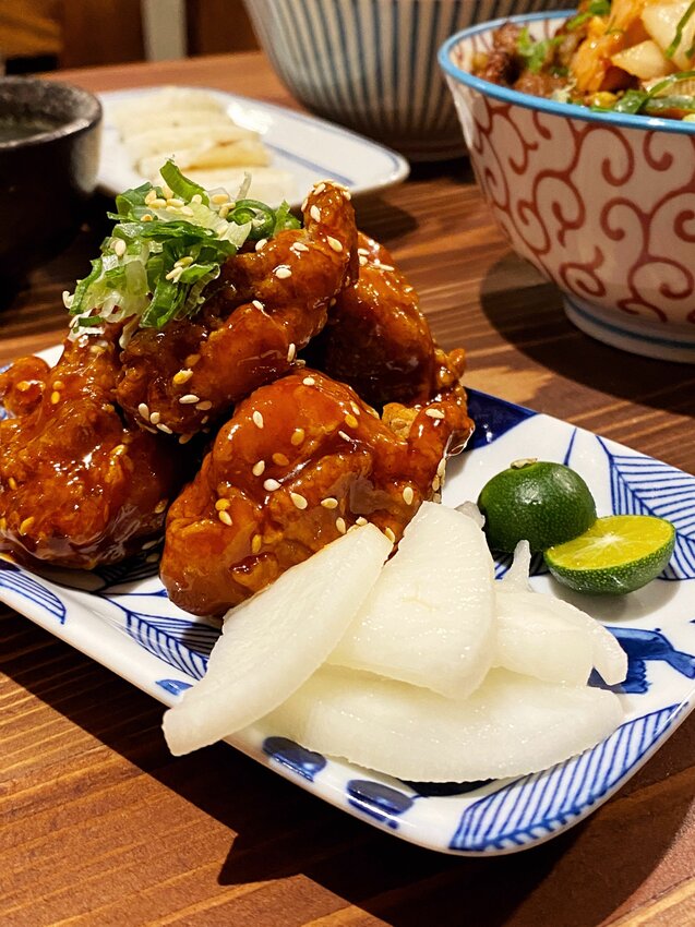 [台中北區] 薩摩真燒肉丼｜台中人氣居酒屋｜必點老闆特製韓式炸雞｜肉量滿滿丼飯｜下班小酌吃宵夜、聚餐好去處｜內附菜單