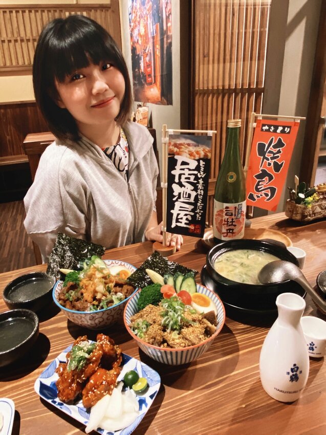 [台中北區] 薩摩真燒肉丼｜台中人氣居酒屋｜必點老闆特製韓式炸雞｜肉量滿滿丼飯｜下班小酌吃宵夜、聚餐好去處｜內附菜單