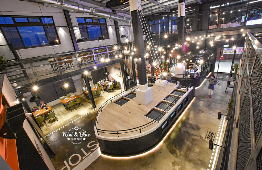 台中活蝦料理，整艘大船開進餐廳超浮誇，有包廂、好停車、近中清交流道 -妮妮布魯