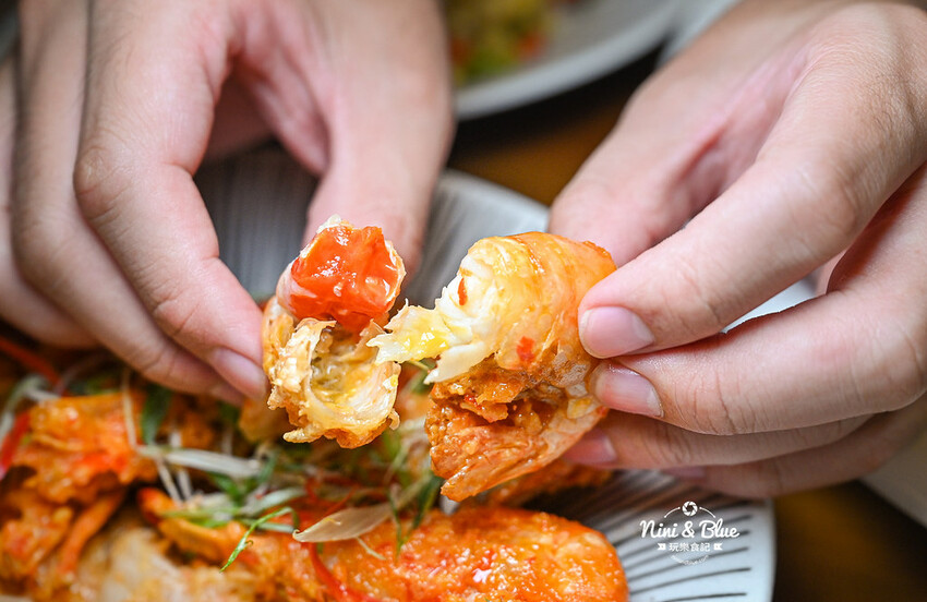 台中活蝦料理，整艘大船開進餐廳超浮誇，有包廂、好停車、近中清交流道 -妮妮布魯