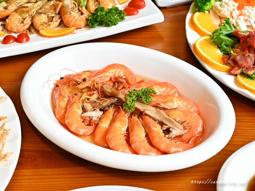鴻龍宴|2025台中母親節桌菜推薦,早鳥優惠最低8折起,加碼贈紹興醉白蝦乙份 - 糖糖's 享食生活