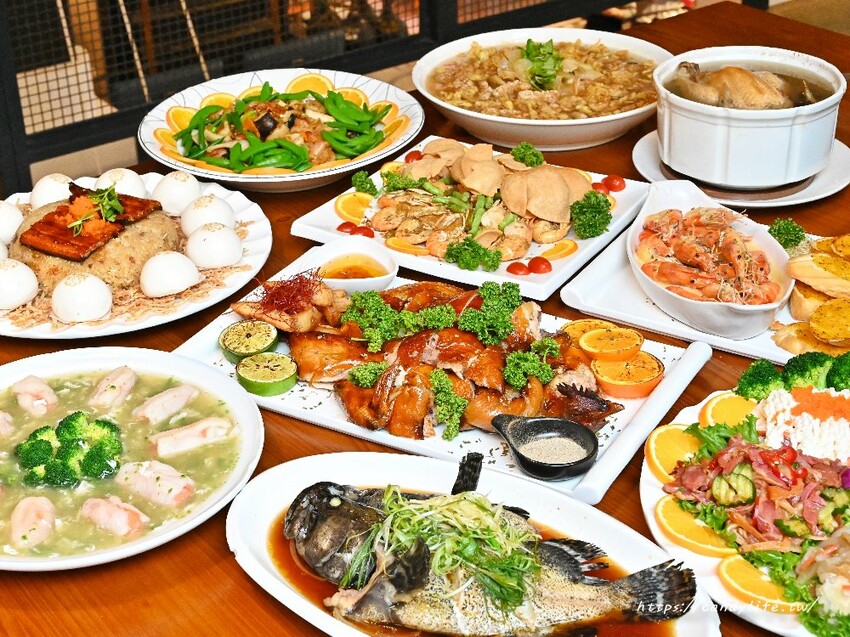 鴻龍宴|2025台中母親節桌菜推薦,早鳥優惠最低8折起,加碼贈紹興醉白蝦乙份 - 糖糖's 享食生活