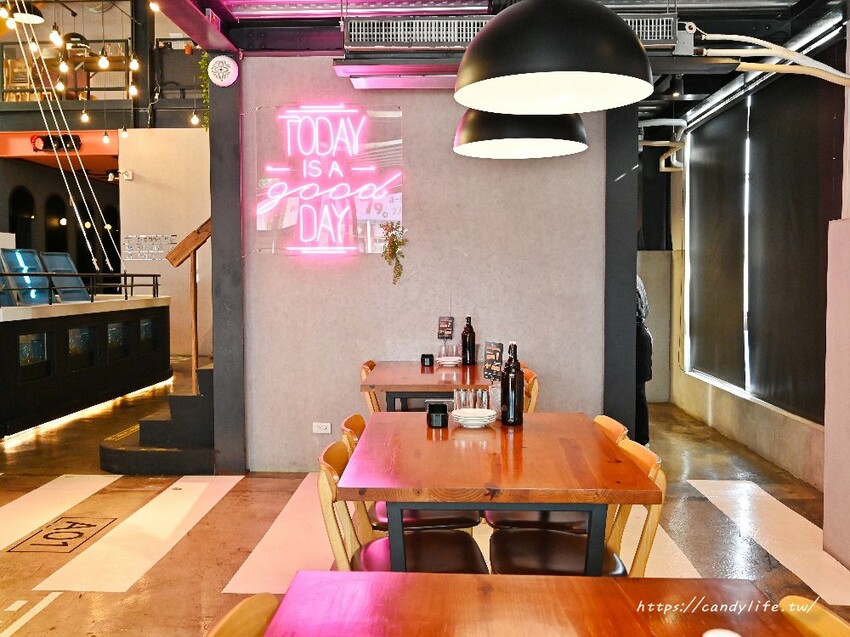 鴻龍宴|2025台中母親節桌菜推薦,早鳥優惠最低8折起,加碼贈紹興醉白蝦乙份 - 糖糖's 享食生活