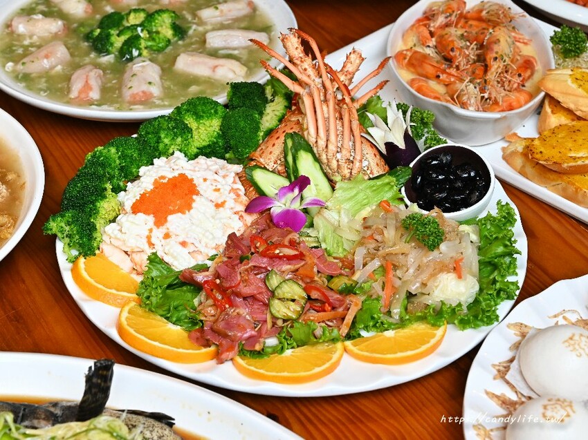 鴻龍宴|2025台中母親節桌菜推薦,早鳥優惠最低8折起,加碼贈紹興醉白蝦乙份 - 糖糖's 享食生活