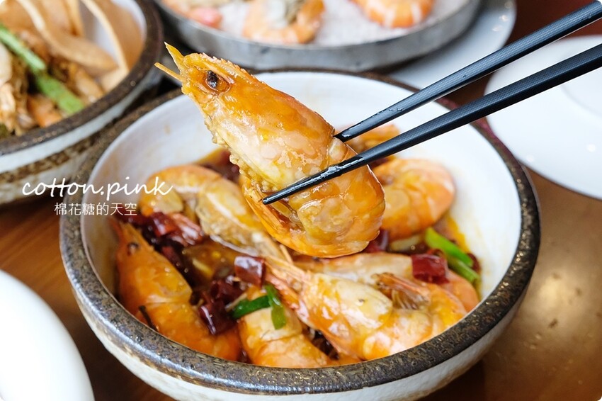 台中全蝦料理這裡吃！鴻龍宴超過十種口味全蝦餐超過癮 - 棉花糖的天空
