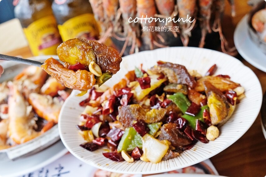 台中全蝦料理這裡吃！鴻龍宴超過十種口味全蝦餐超過癮 - 棉花糖的天空