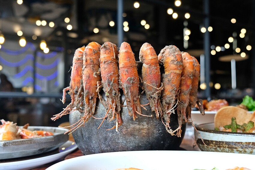 台中全蝦料理這裡吃！鴻龍宴超過十種口味全蝦餐超過癮 - 棉花糖的天空