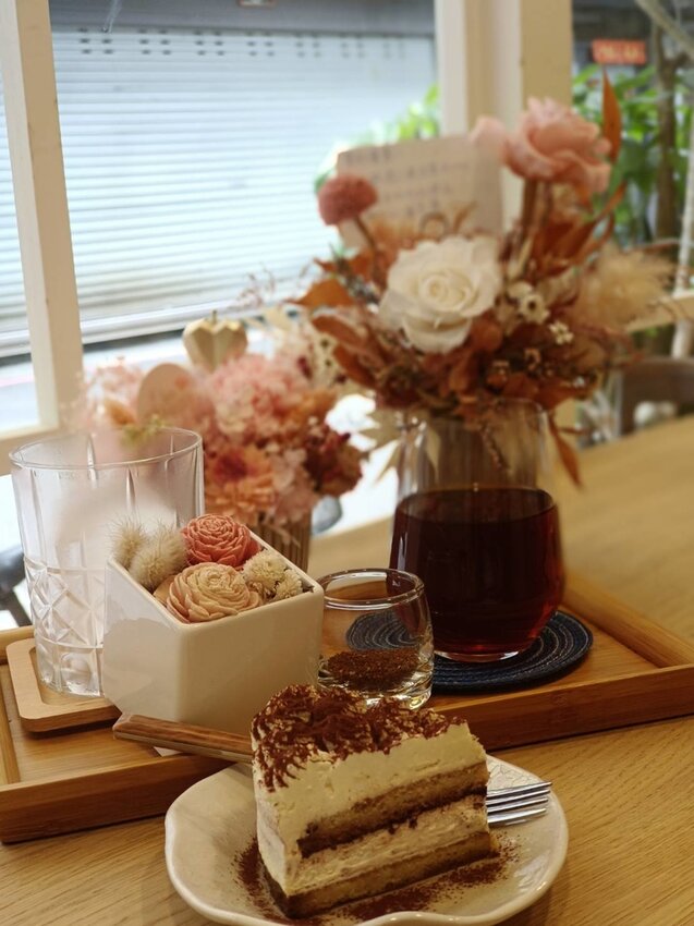 【永和】巷弄咖啡推薦。夏班納咖啡。推印度海洋香氣豆+提拉米蘇環境舒服宜人