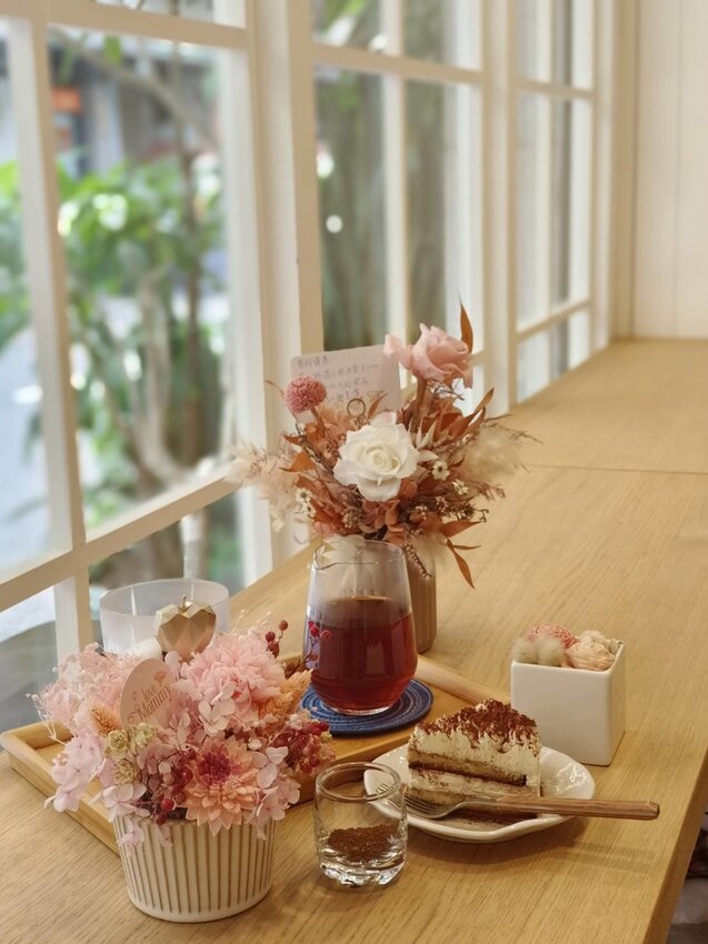 【永和】巷弄咖啡推薦。夏班納咖啡。推印度海洋香氣豆+提拉米蘇環境舒服宜人