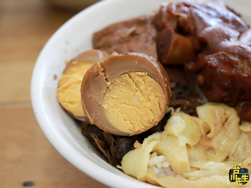 台南豬腳飯／無名豬腳飯復出回歸／等了一年多才吃到／限量供應晚來吃不到／老饕私藏口袋名單