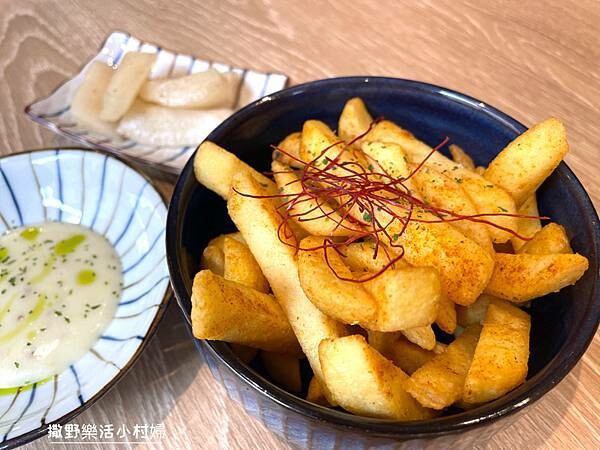 宜蘭美食》老宅裡的咖哩香飄散於舊城巷弄【貳拾參巷咖哩食堂】角