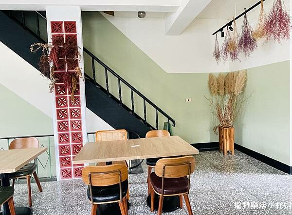 宜蘭美食》老宅裡的咖哩香飄散於舊城巷弄【貳拾參巷咖哩食堂】角