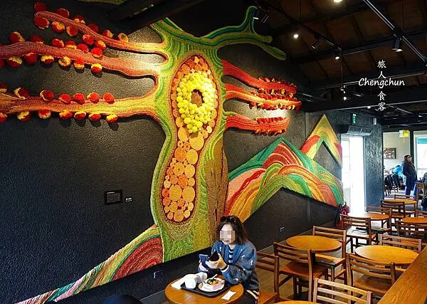 台北市陽明山【星巴克 草山門市】美國鄉村小鎮風