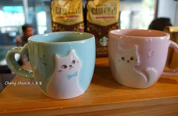 台北市陽明山【星巴克 草山門市】美國鄉村小鎮風