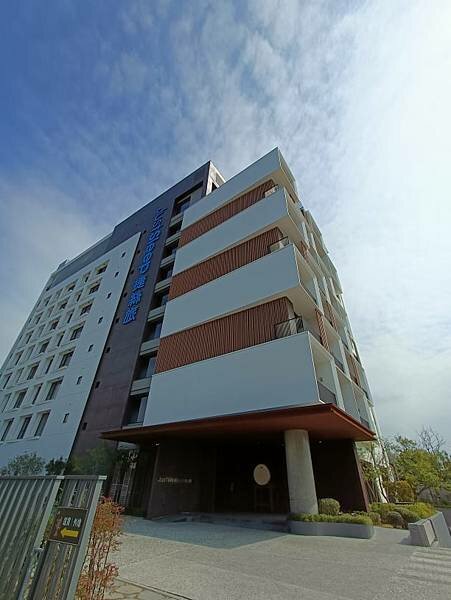 /tmp/phpIKfgpZ /tmp/phpIKfgpZ