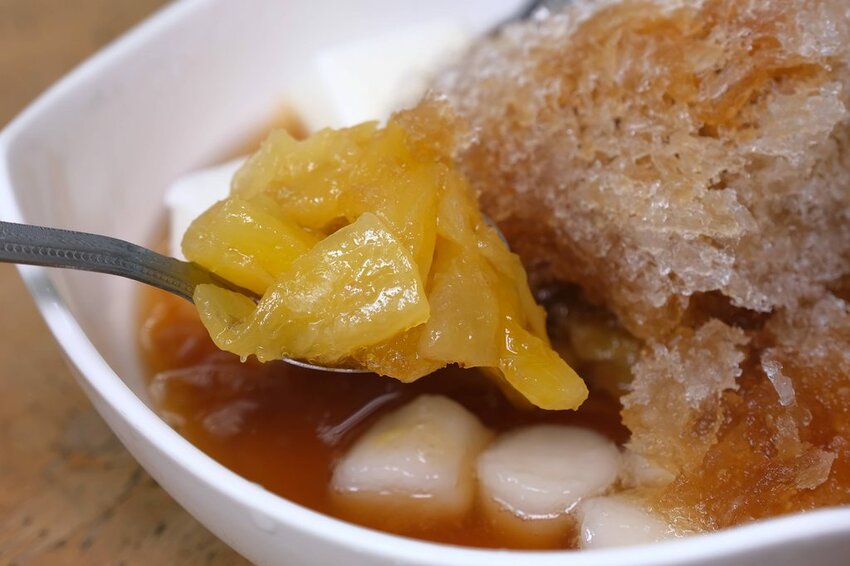 守夏留晴豆花城|善化二十年老字號甜品店!40元黑糖剉冰任選5種配料!善化豆花推薦、南科豆花推薦、南科甜點推薦、南科冰品推薦、善化冰品推薦、善化剉冰推薦 - 佛系旅遊筆記