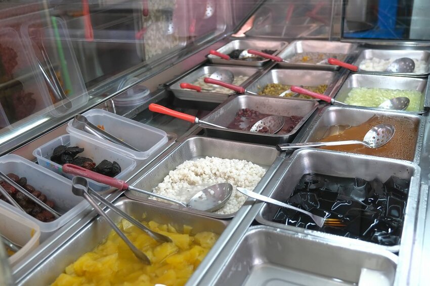 守夏留晴豆花城|善化二十年老字號甜品店!40元黑糖剉冰任選5種配料!善化豆花推薦、南科豆花推薦、南科甜點推薦、南科冰品推薦、善化冰品推薦、善化剉冰推薦 - 佛系旅遊筆記