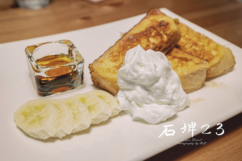 新北．瑞芳 | 石埤 23 文創小吃店 | 走入九份山城裡的夜生活，品嚐老宅中的深夜美食